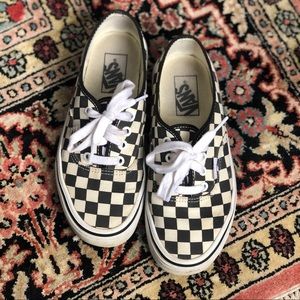 low vans b&w checkered print